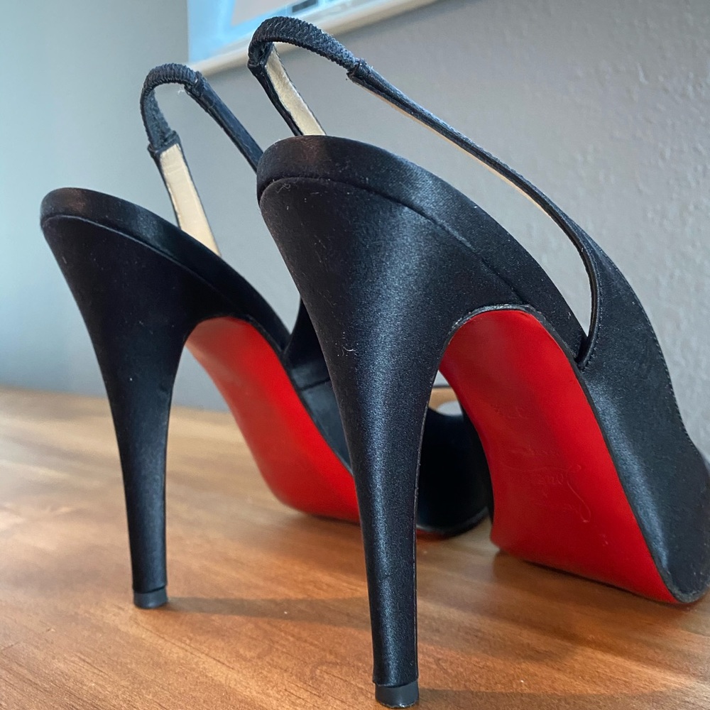 Christian Louboutin - Peep toe slingback black